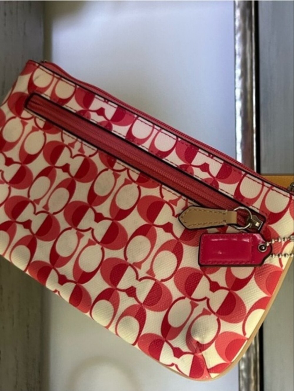COACH Peyton Dream Signature C Go Go Wristlet/Clutch - Picture 7 of 8